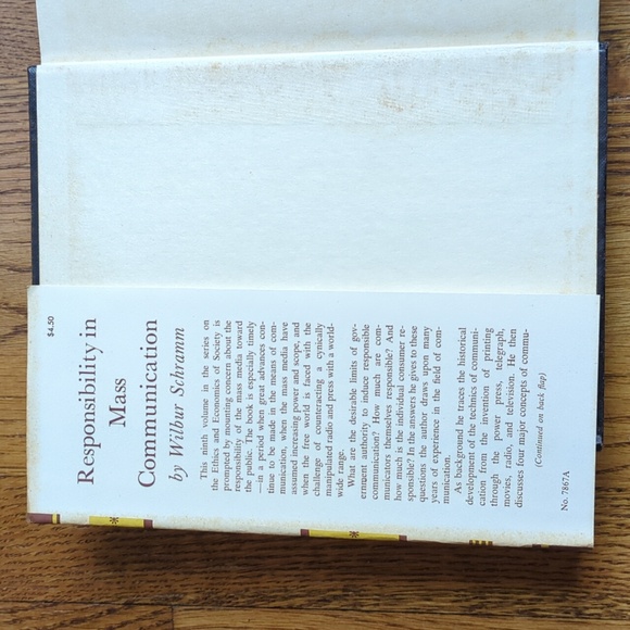 Vintage First Edition Responsibility In Mass Communication Wilbur Schramm Book - Picture 4 of 16